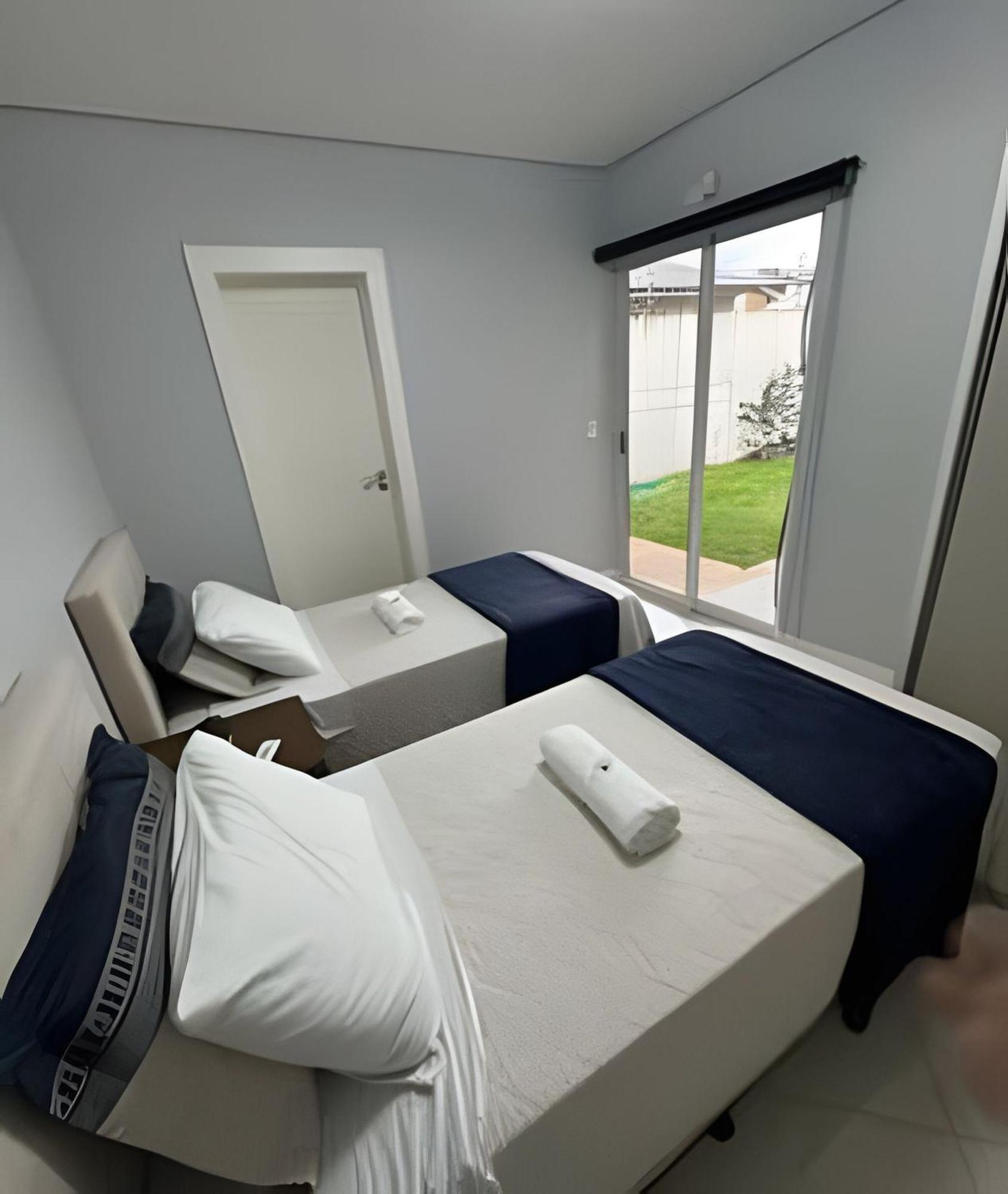 Sobrado Com 5 Suite 1 Quarto Piscina Churraqueira Ar Ate 20 Hospede Foz do Iguaçu Eksteriør bilde