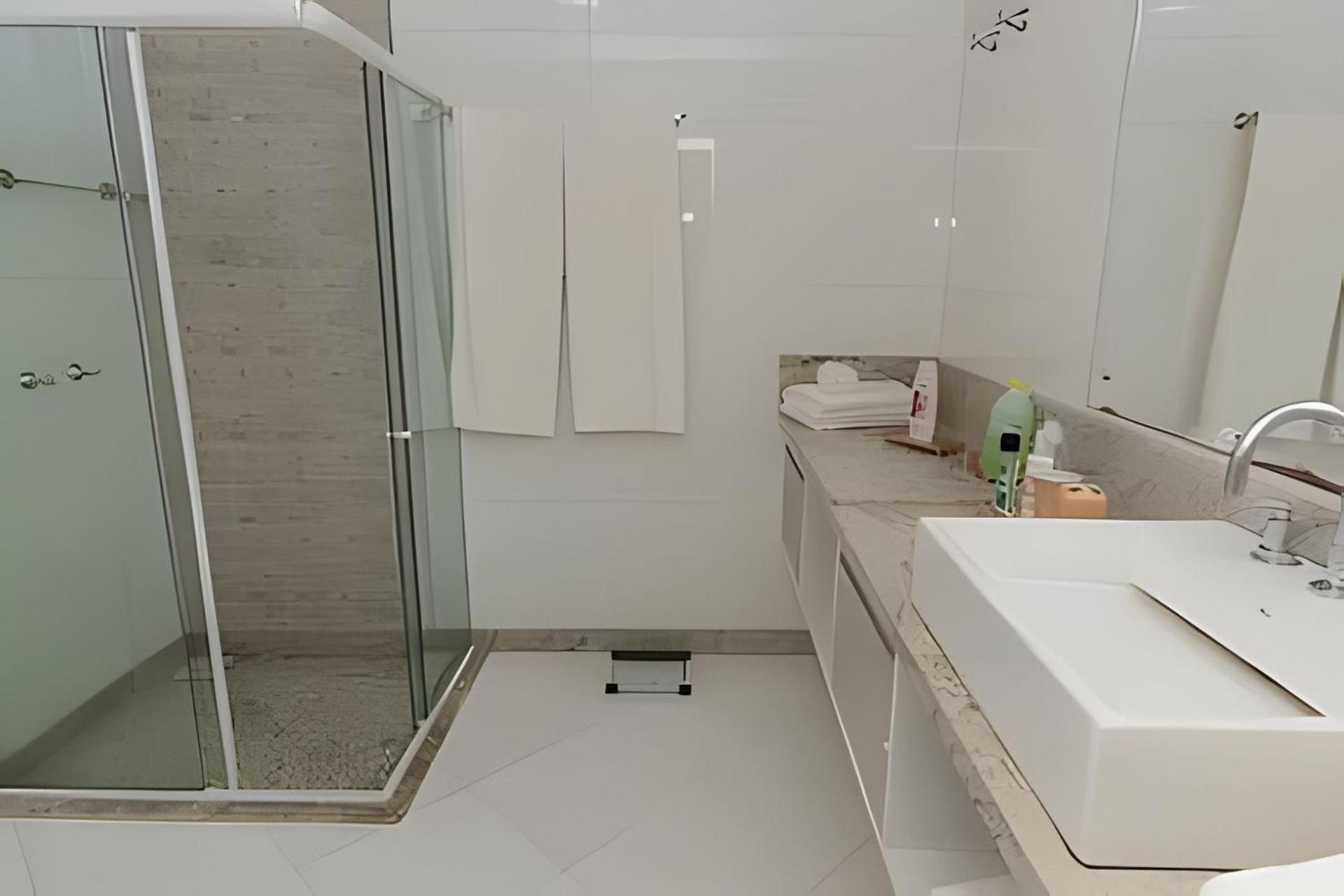 Sobrado Com 5 Suite 1 Quarto Piscina Churraqueira Ar Ate 20 Hospede Foz do Iguaçu Eksteriør bilde