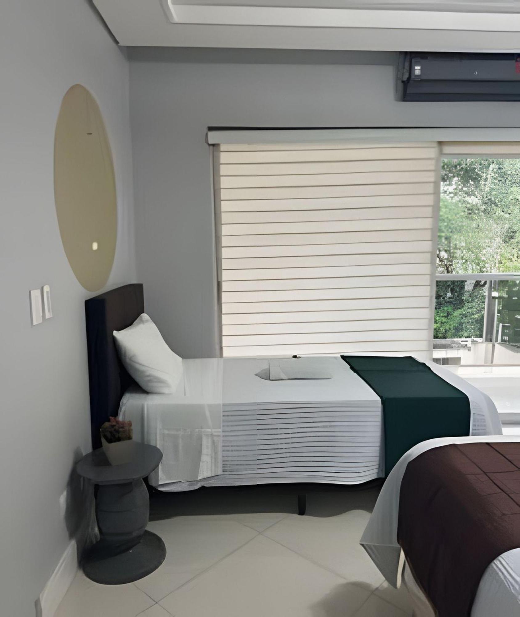 Sobrado Com 5 Suite 1 Quarto Piscina Churraqueira Ar Ate 20 Hospede Foz do Iguaçu Eksteriør bilde