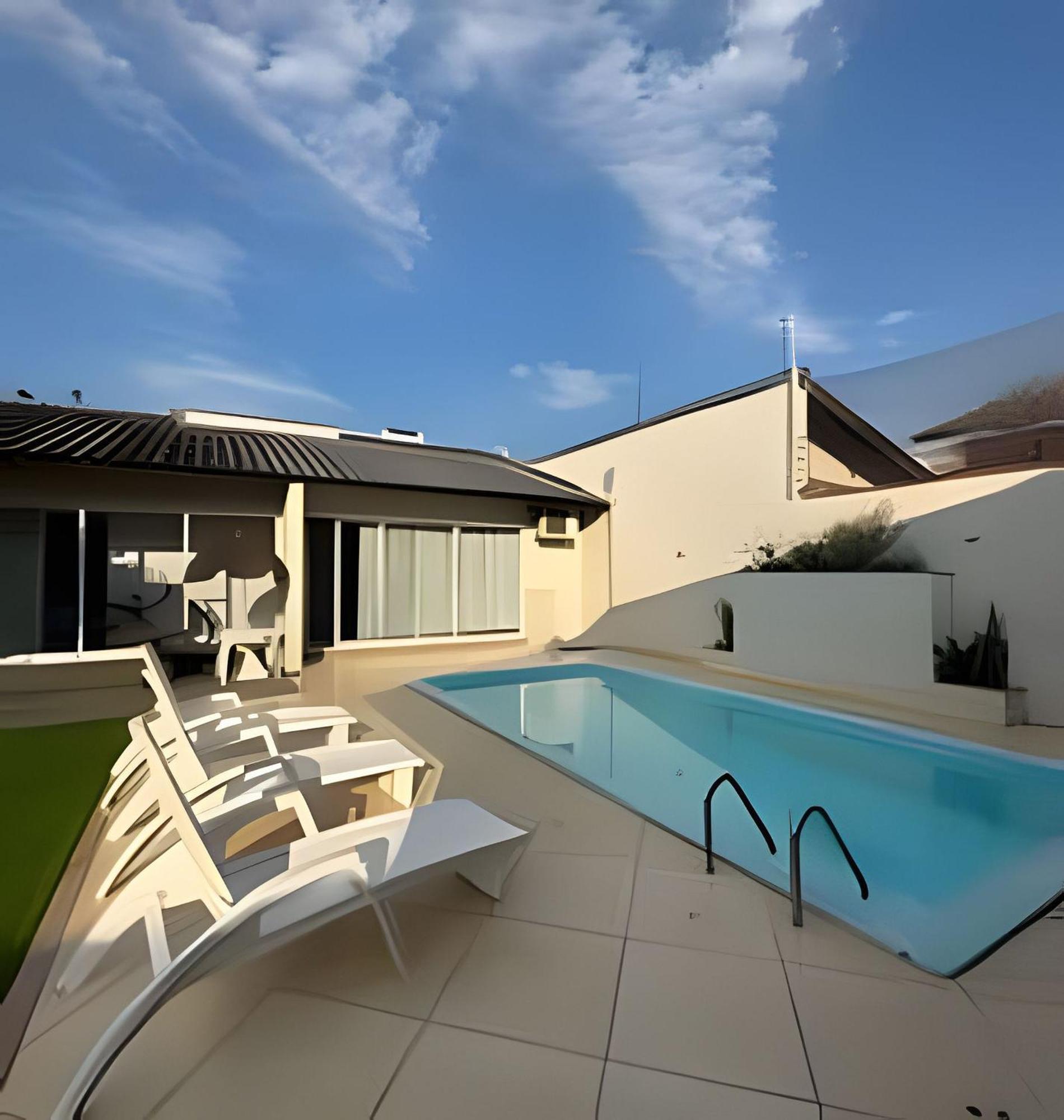Sobrado Com 5 Suite 1 Quarto Piscina Churraqueira Ar Ate 20 Hospede Foz do Iguaçu Eksteriør bilde